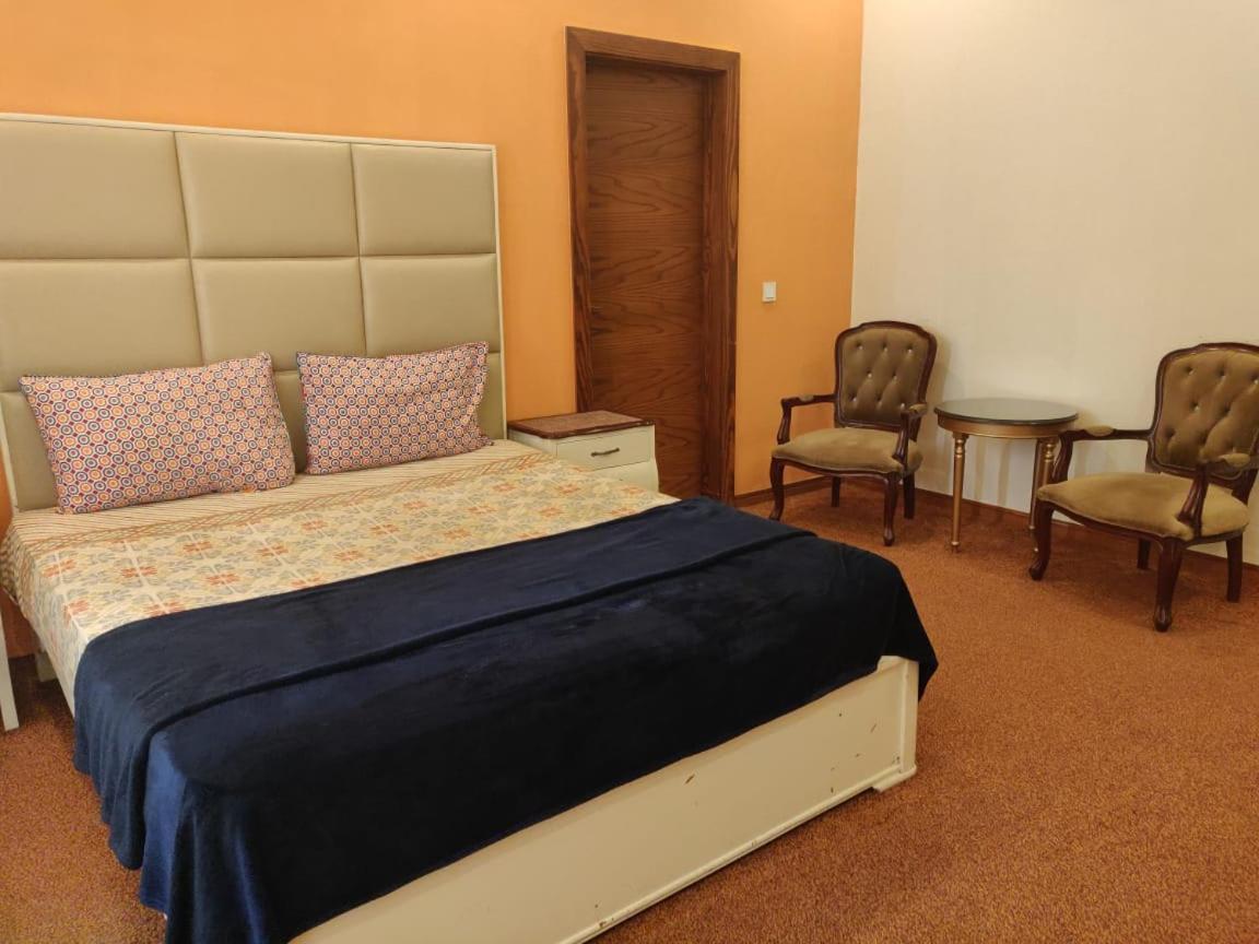 Zaib Guest House E-11 Islamabad Buitenkant foto