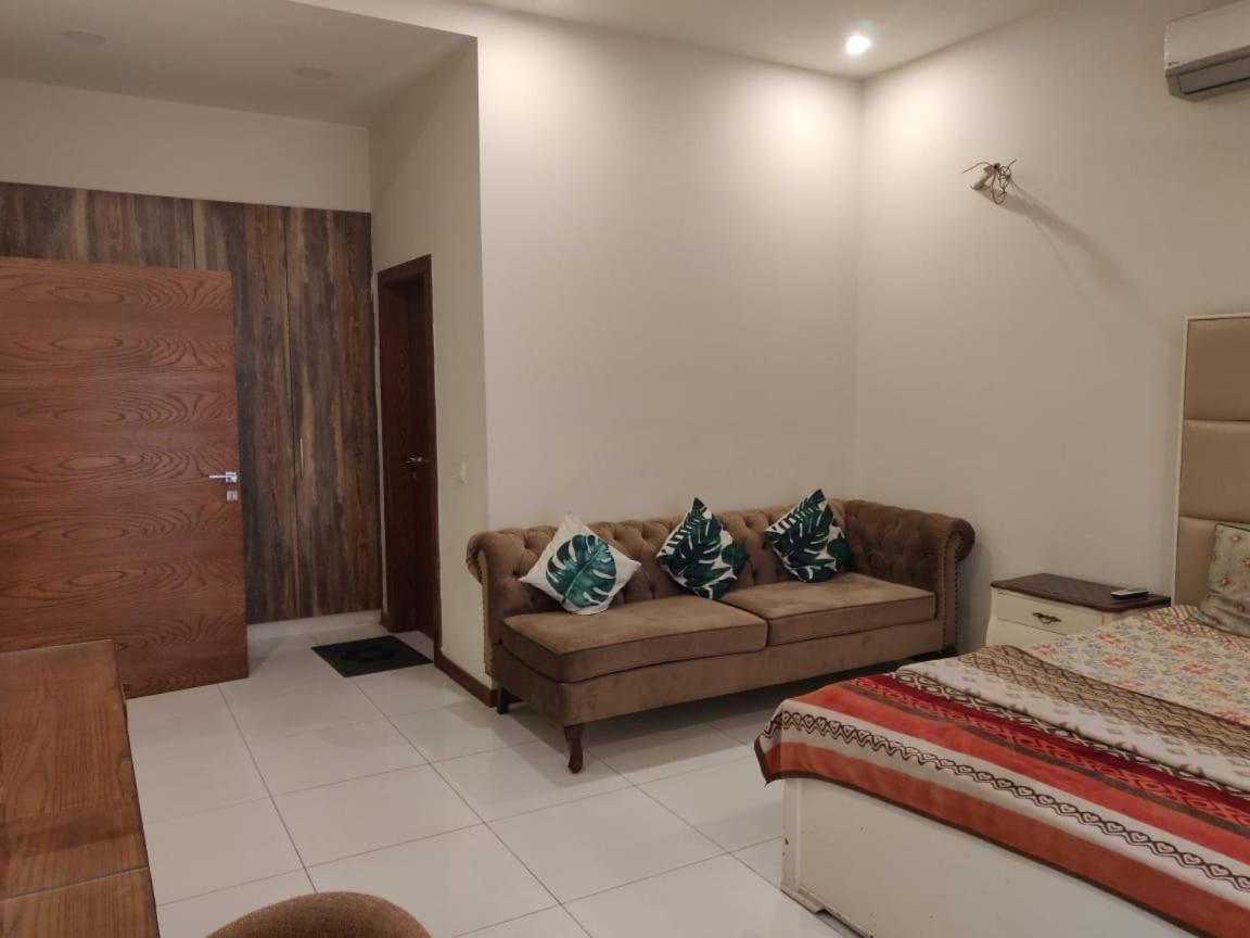 Zaib Guest House E-11 Islamabad Buitenkant foto