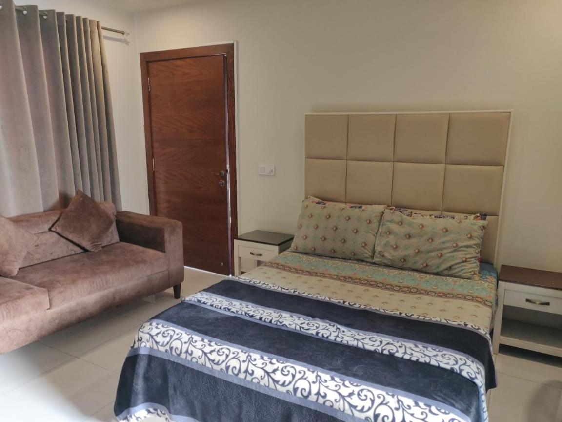Zaib Guest House E-11 Islamabad Buitenkant foto