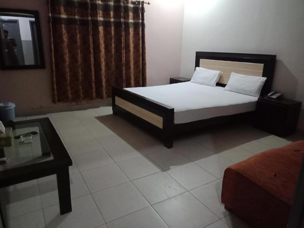 Zaib Guest House E-11 Islamabad Buitenkant foto
